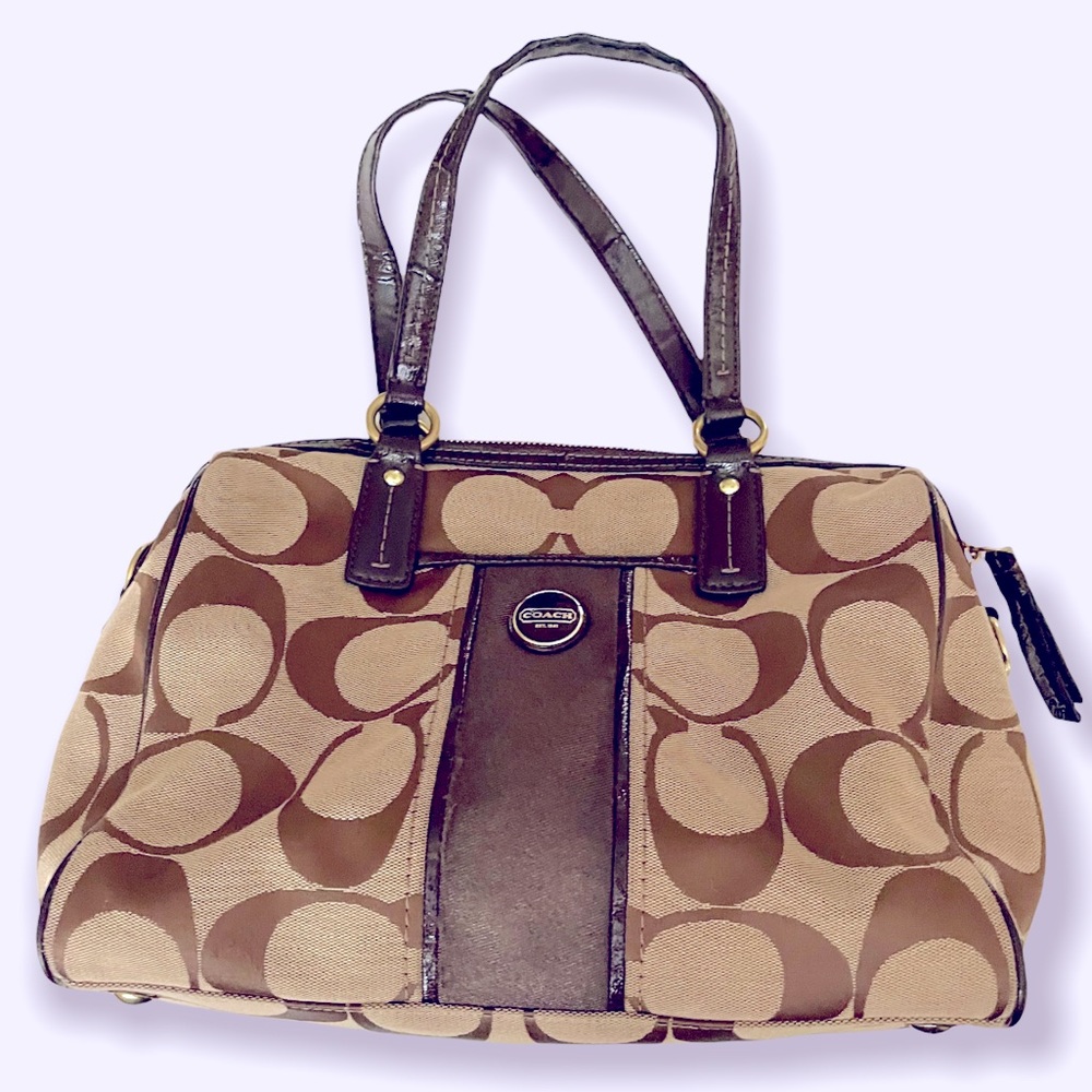 EC. Vintage COACH bag.